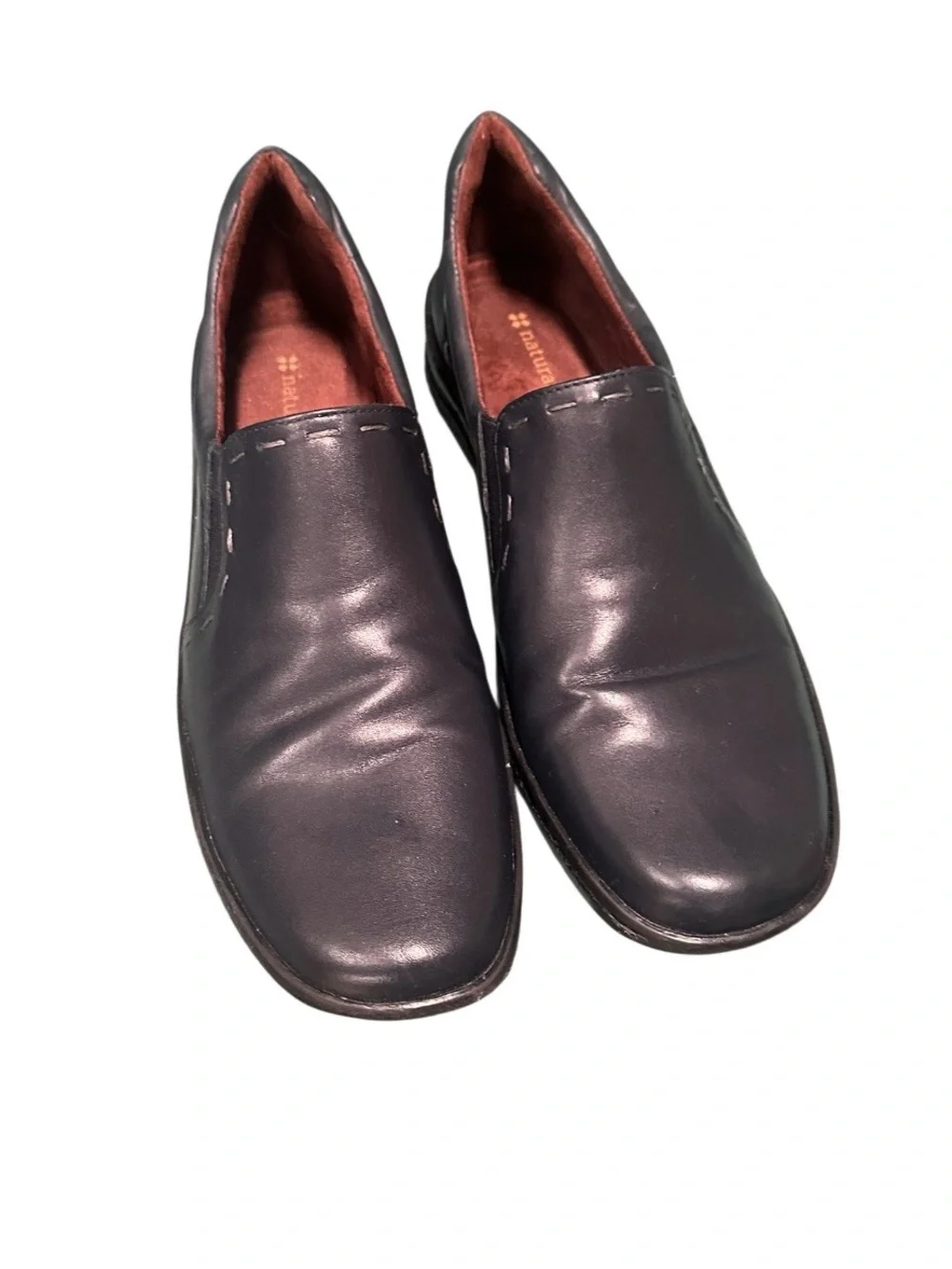 Women’s Navy Naturalizer Leather Slip On 7.5 Narrow. EUC